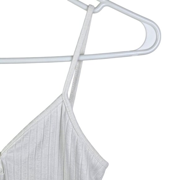 Forever 21 Knit Ribbed Cami White Tank V Neck Size Medium - Picture 5 of 8